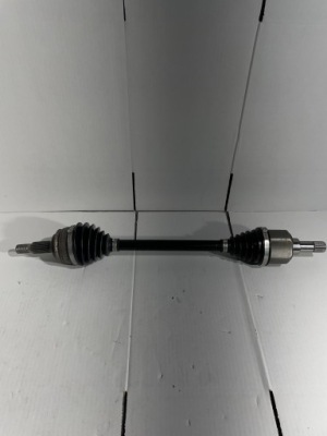 Привідний вал ліва berlingo 308 partner rifter оригінальний номер 1610205580 nowa оригінал фото №1