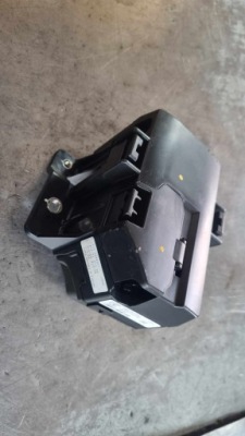 Корпус запобіжників hyundai kia niro loniq 375s3 фото №1