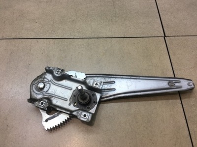 Подъемник стекло правый задняя corolla e12 фото №1