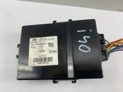 Hyundai i40 1.7 crdi модуль блок керування 95770-3z150 фото №1