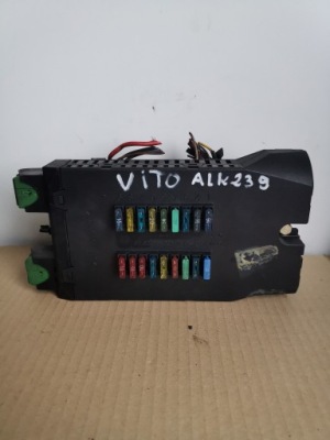 Коробка предохранителей 0005400650 vw lt 35 2.5 tdi 108km 96-06 фото №1