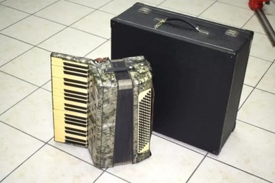 AKORDEON HOHNER VERDI III 120 BASÓW CASE ŁADNY STAN