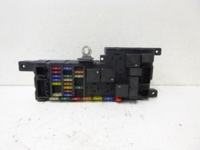 Модуль bsi коробка запобіжників volvo v70 ii 2.4 00r. 518322110 фото №1