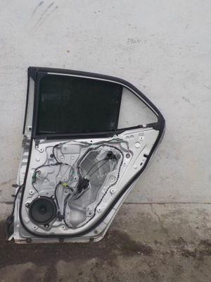 Toyota corolla e21 18- дверь задние задняя hb фото №1