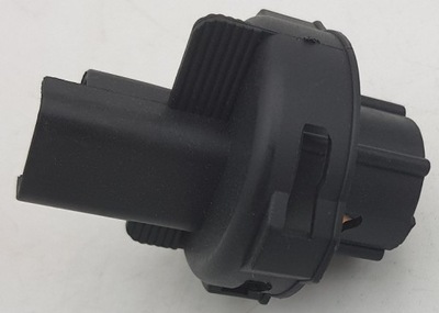 Цоколь лампочка ford fiesta mk7 kuga фото №1