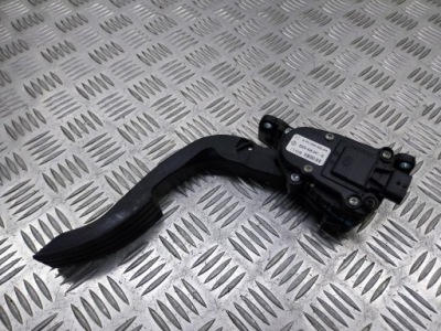 Потенціометр педаль газу renault twingo ii 1.2 8200426241 фото №1