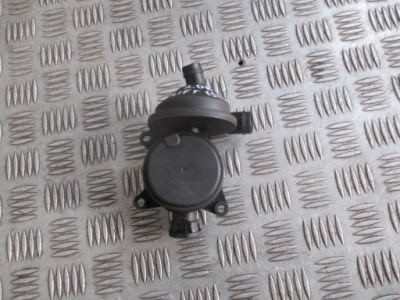 Клапан вакууму bmw e46 2.0 b lift фото №1