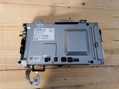 Модуль блок управления бортовой компьютер autopilot tesla 3 1566787-05-e фото №1