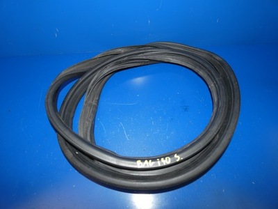 Hyundai i40 sedan прокладка крышки багажника задняя фото №1