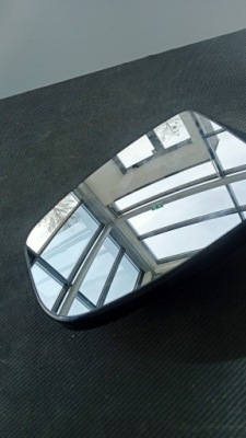 Вкладыш зеркало левый expert 16- org оригинальный номер фото №1