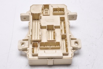 Kia ceed i коробка запобіжників 91950-1h54010 фото №1