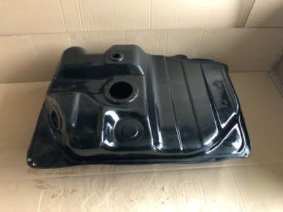 Бак топлива toyota land cruiser 100 фото №1