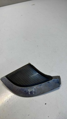 Правий відбивач, фара saab 9-5 paskuda 89101421 rh фото №1