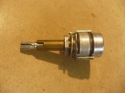 POTENCJOMETR 2X47KB DO MAGNETOFONÓW UNITRA DIORA ZRK