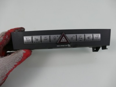 Mercedes slk r171 панель керування кнопок a1718701110 фото №1