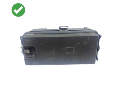 Mercedes-benz r w251 2012 коробка запобіжників фото №1