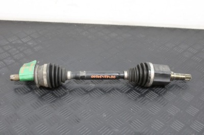 Привідний вал półośka правий перед 00505427480 alfa romeo giulia veloce фото №1