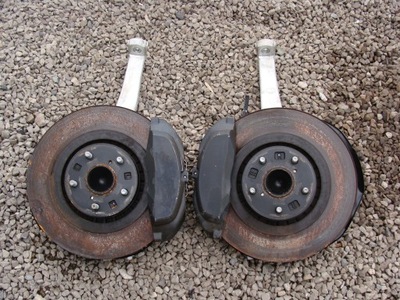 Поворотный кулак левая lexus rc гибрид 2wd !!! фото №1