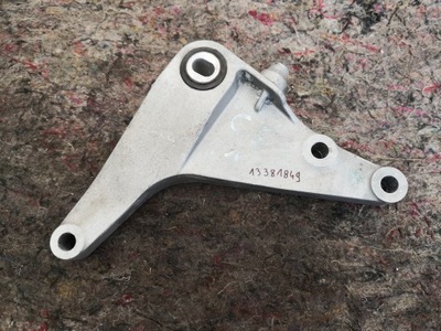 Кронштейн кронштейн opel corsa e adam 13381849 фото №1