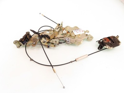 Замок дверь раздвижных nissan quest 825515z000 фото №1