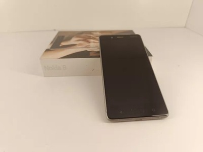 NOKIA 8