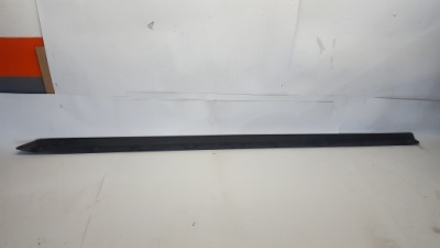 Toyota corolla e15 молдинг накладка поріг права 75851-12140 фото №1