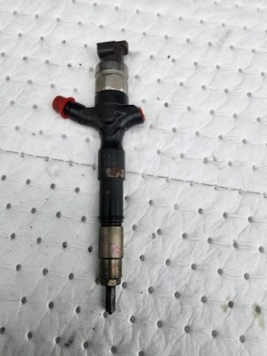 Форсунка инжектор 23670-0l010 denso toyota hilux фото №1