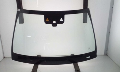 Стекло передняя лобовое mercedes c-klasa w205 2014-2021 фото №1