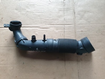 Труба шланг 1.2 thp citroen c4 ii b7 308 208 9807939780 фото №1