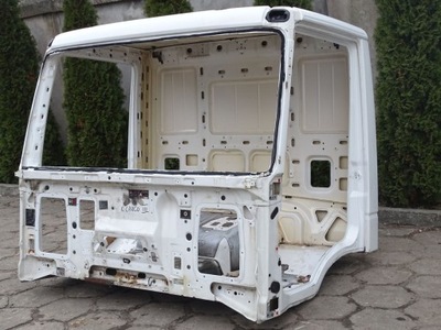 Eurocargo iii 08-15 чверть лівий перед блок двигуна a фото №1