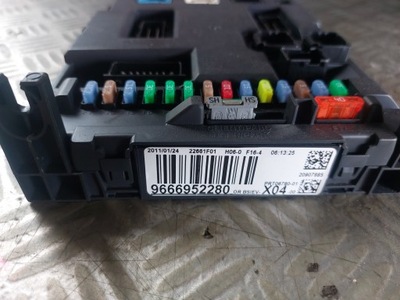 Модуль bsi запобіжників citroen c3 ii 1.6 hdi фото №1