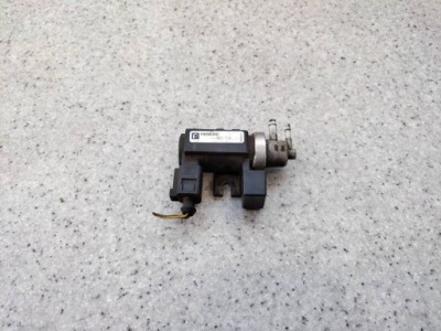 Клапан вакууму 722903190 vw transporter t5 lift 2.0 фото №1