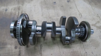 Ford kuga mk3 focus mk4 1.5 ecoboost wał колінчастий фото №1