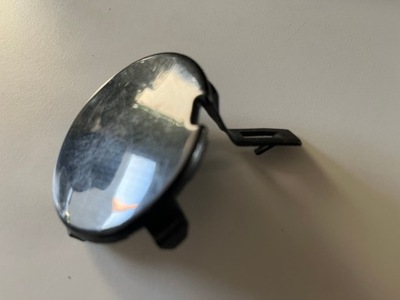 Оригинальная заглушка защита фаркоп бампера передний dacia sandero ii duster фото №1