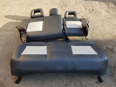 Заднє сидіння задня шкіра jeep patriot ładna фото №1