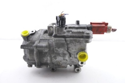 Компрессор кондиционера toyota yaris iii 1.5 hybrid фото №1
