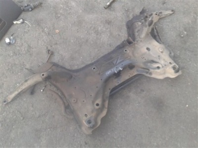 Подрамник двигателя peugeot 308 1.6 hdi фото №1