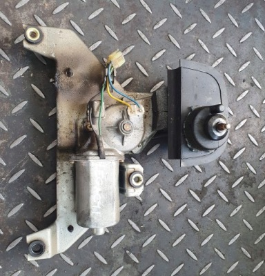 Моторчик дворники задняя subaru legacy i kombi фото №1