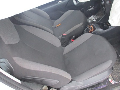 ASIENTOS DERECHA PASAJERO AIRBAG TOYOTA AYGO II RESTYLING 2020R 3D  