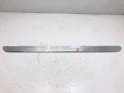 Молдинг накладка поріг перед права mini f56 cooper s 2.0b 178km 20-22 фото №1