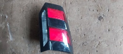 FARO PARTE TRASERA W TAPA DE MALETERO PEUGEOT 5008 DERECHA 9811027780  