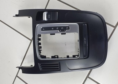 Audi a4 b8 рамка передач туннель 8k0964261 фото №1