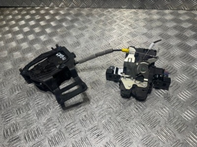 Доводчики доводчик soft close maserati ghibli m157 6701005570 06701005570 фото №1