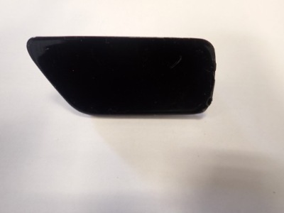 Audi a3 8v заглушка распылителя правая 13-16 фото №1