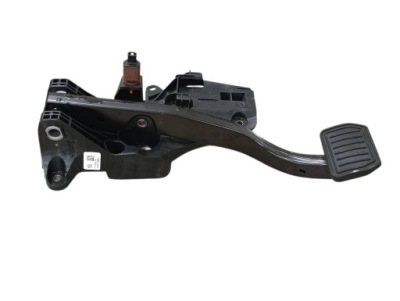 Tesla model y 2023 все педаль тормоза фото №1