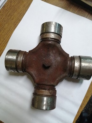 Хрестовина вала піввісь tatra 815. фото №1