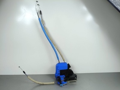 2017 ssangyong rexton замок дверь передних 7122036010 фото №1