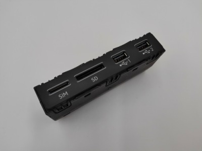 Port роз'єм usb sd 4n0035736 audi a6 a7 a8 q7 q8 фото №1