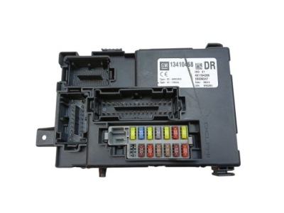 Коробка предохранителей модуль комфорта opel meriva b 13410468 фото №1