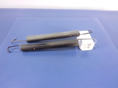 Audi a8 d4 4h пружины крышки багажника фото №1